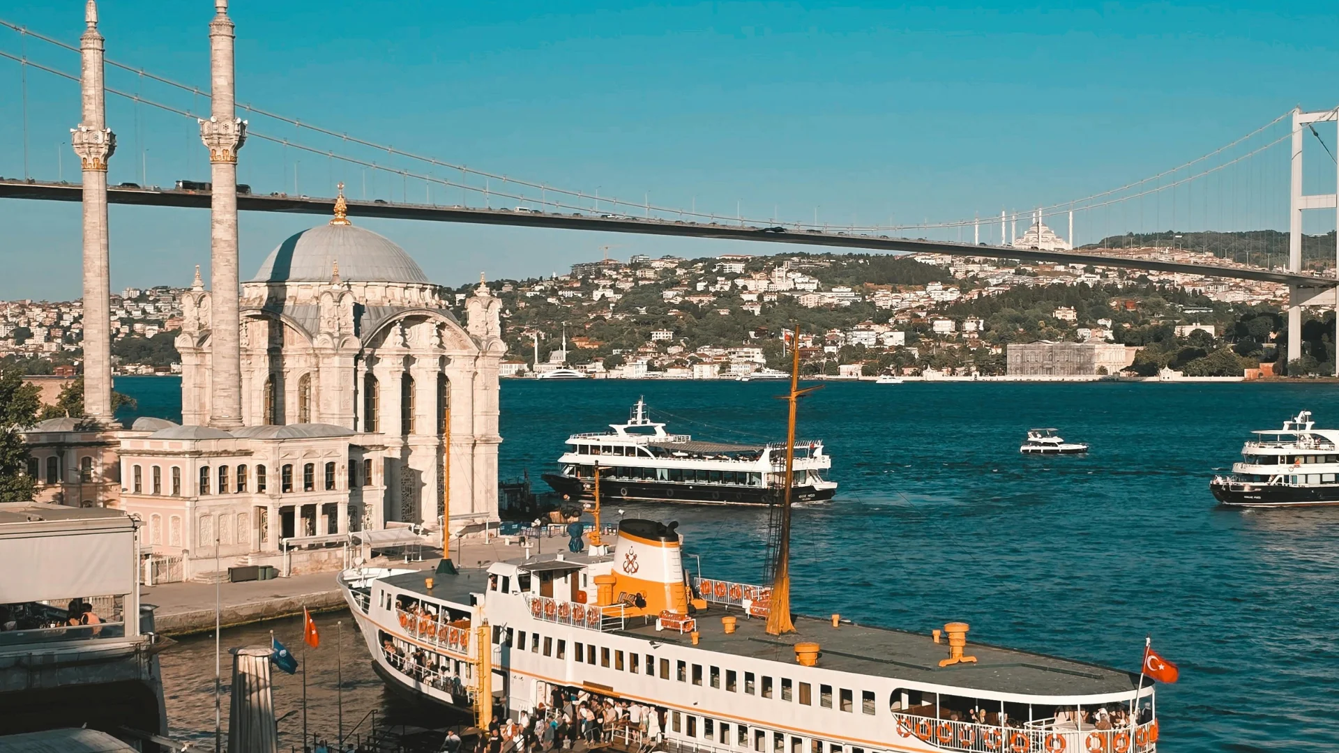 Boğaz Turu Nereleri Geziyor? İstanbul Boğazı'nda Görülen Yerler 1 bogaz turunda gorulen yerler